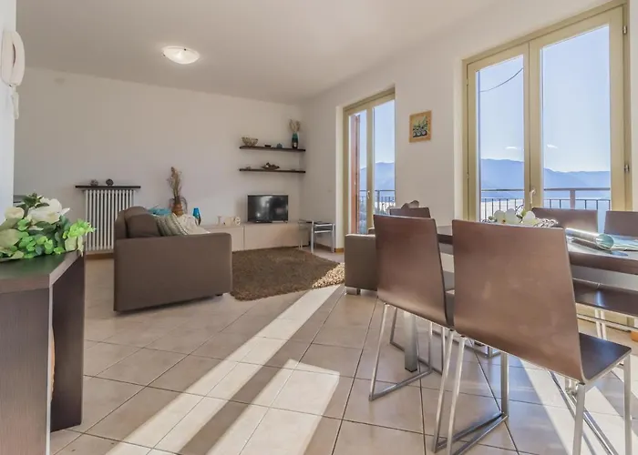 Casa Andrea Varenna