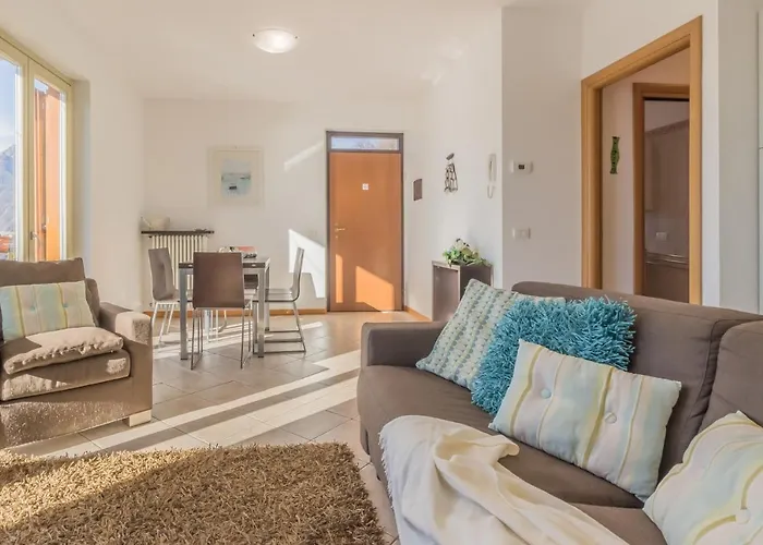 Апартаменты Casa Andrea Varenna Перледо