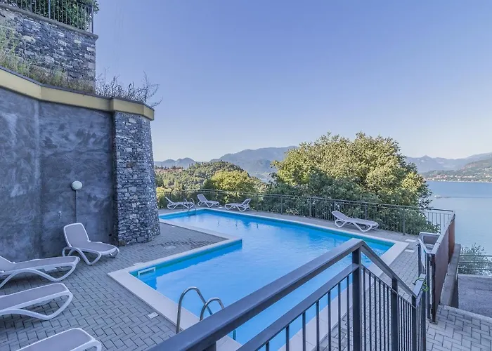 Casa Andrea Varenna Перледо