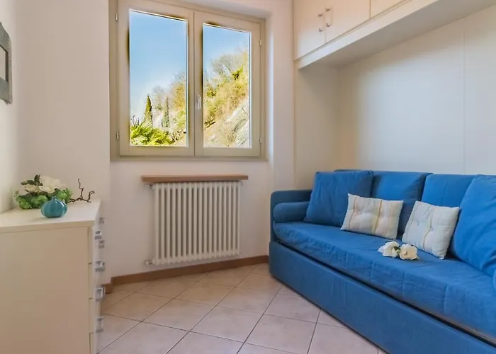 Apartment Casa Andrea Varenna *