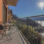 Casa Andrea Varenna * ペルレード